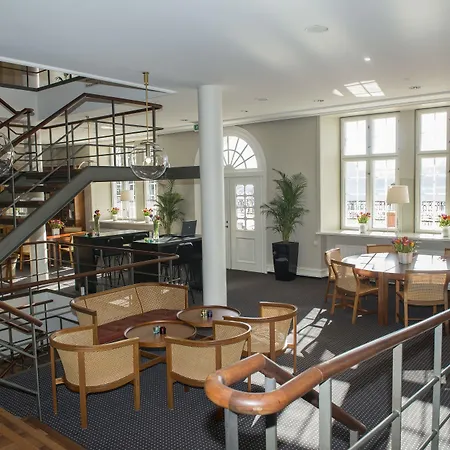 콜딩피오르드 4*